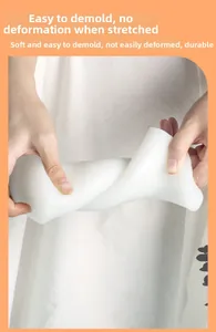 Moule en silicone flexible pour bougies montrant une élasticité et durabilité élevée