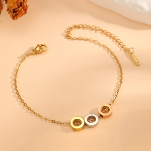 Bracciale con tre anelli in acciaio inossidabile e catena regolabile con marchio S.STEEL