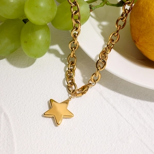 Elegant 18K gold plated stainless steel necklace with a solid star pendant for women