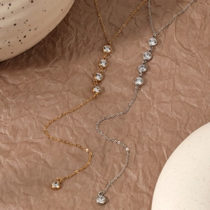 Collier en Y minimaliste en acier inoxydable avec zircons ronds en doré et argenté