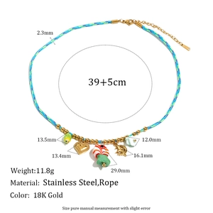 Collier en acier inoxydable doré 18K avec corde tressée bleue et pendentifs
