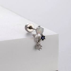 Orecchino a fiore in argento con zircone blu e opale con chiusura a vite