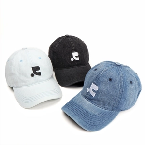 Lot de casquettes de baseball en denim délavé vintage en bleu clair, noir et bleu foncé