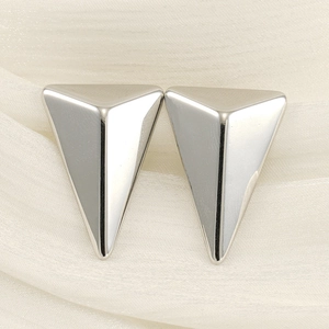 Minimalist silver triangle earrings in polished stainless steel with 3D geometric design