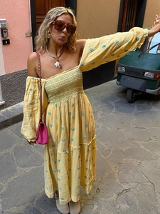 Damen Boho Midi Kleid Eckiger Ausschnitt Laternenärmel Blumenstickerei Gesmokt Urlaub Elegantes Crinkle Langkleid