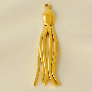 Detailed view of a golden octopus pendant charm made of 304 stainless steel for DIY jewelry