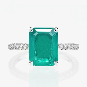 Elegant Emerald Cut Synthetic Emerald 925 Sterling Silver Ring For Women Vintage Luxury Pave Rhinestone Wedding Jewelry Gift