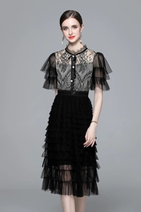 Robe mi-longue élégante en dentelle noire et tulle avec volants pour femmes