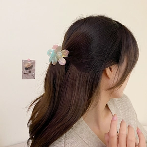 Bunte Blumen-Haarklammer aus Acetat für Damen, die das Haar im Half-up-Stil hält