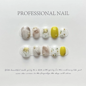 Handmade Press On Nails Gold Foil Marble Ink Wash Yellow Floral Glossy Reusable Manicure For Women Elegant