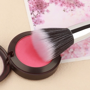 Multi-functional dual-tone loose powder brush with pink blush and cherry blossom card