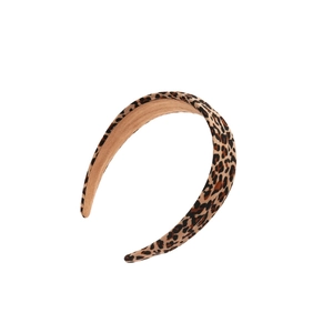 Vintage leopard print hair claw clip with double-layer lace design and velvet texture