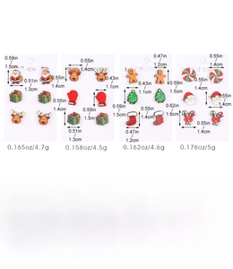 Detailed size specifications for Christmas wooden earring set including Santa and Reindeer
