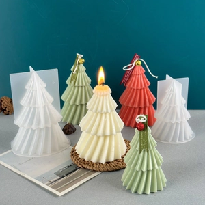 Spiralweihnachtsbaum-Silikonform für Kerzen mit fertigen Harz- und Gipswerken