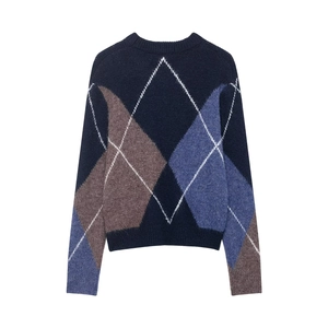 Classic argyle pattern long sleeve knit sweater in navy blue with vintage diamond motif