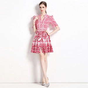 Elegant red and white porcelain print mini dress with V-neck and short flare sleeves