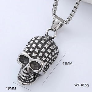 Pendentif tête de mort punk rétro en acier inoxydable argenté avec chaîne box 41mm