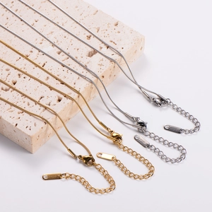 Minimalist vintage geometric snake bone chain necklace in gold and silver finish