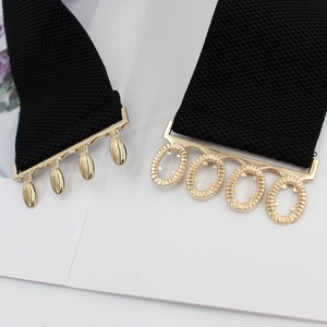 Ceinture large élastique noire pour femme avec boucle emboîtable en métal doré texturé