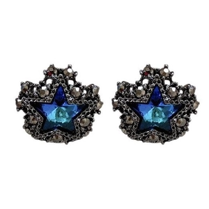Vintage-Ohrstecker mit blauem Edelstein und Silbernadel im eleganten Retro-Stil