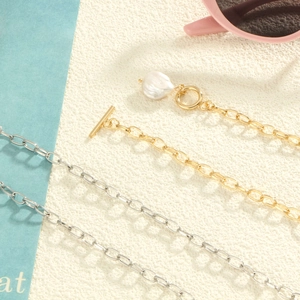 Baroque Irregular Artificial Pearl Pendant Necklace Copper Link Chain Toggle Clasp Elegant Jewelry For Women
