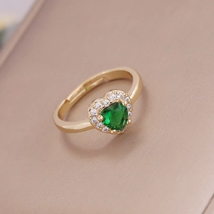 Elegant 18K gold-plated heart ring with green zircon and micro-paved white stones