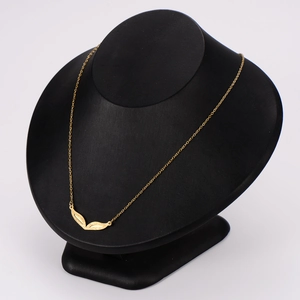 Minimalistische Halskette aus 18K vergoldetem Edelstahl mit Fuchsaugen-Blattanhänger