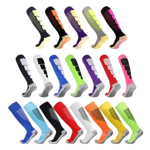 Calcetines de fútbol profesionales para hombre con suela antideslizante en varios colores