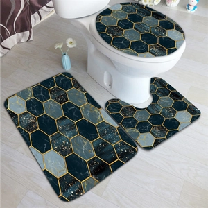 Set di tre tappetini da bagno antiscivolo con motivo in marmo verde e linee dorate