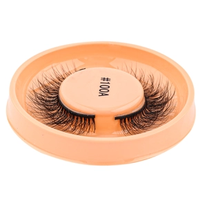 Close-up of self-adhesive false eyelashes model #100A in a bright orange tray
