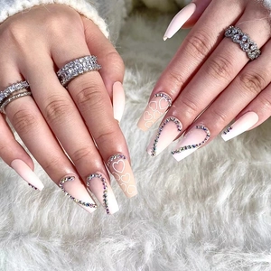 Press On Nails Long Coffin Matte Pink Gradient Rhinestone Heart Pattern Artificial False Fingernails For Women