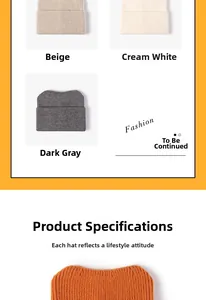 Vue détaillée des bonnets en maille côtelée en beige, blanc crème, gris et orange