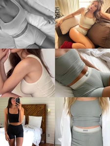 Collage aus geripptem U-Ausschnitt Crop-Top und High Waist Shorts in Unifarben