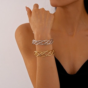 Minimalist geometric twisted mesh cuff bracelet set in gold and silver metal finishes
