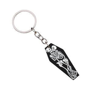 Gothic skull couple coffin keychain with black metal pendant and silver keyring