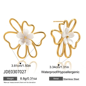 Detailed view of 18K gold stainless steel opal flower earrings with size and weight metrics