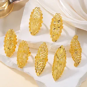 Dubai Gold Plated Copper Hollow Ring For Women Vintage Ethnic Filigree Statement Ring Bridal Wedding Party Jewelry