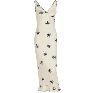 Floral V-neck bodycon maxi dress with ruffle trim and retro aesthetic design