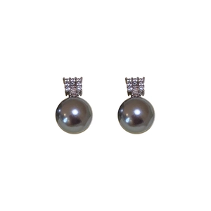 Boucles d'oreilles en argent avec perles grises et carrés de zircone scintillants
