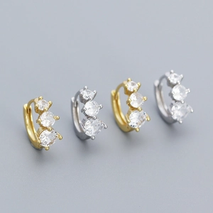 Minimalist S925 silver hoop earrings with three vertical zircons in gold and silver finish