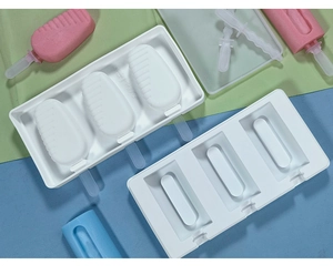 Silikon-Eisform mit drei Mulden, klarem Deckel und strukturierten Stielen für DIY-Eis