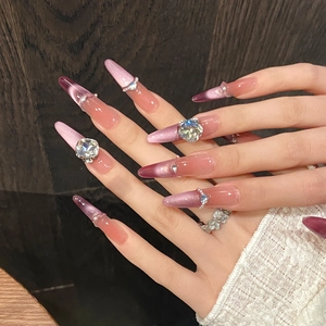 Lila Cat-Eye Press-on-Nägel mit Farbverlauf, Luxus-Strasssteinen und Perlen