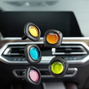 Car Air Vent Clip Aromatherapy Diffuser Glass Plastic Odor Eliminator Automotive Interior Fragrance Ornament Refreshing
