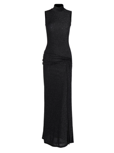 Robe longue noire sans manches à col montant en tissu brillant avec détails drapés
