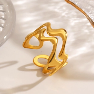 Minimalist 18K gold plated stainless steel wavy ring with an adjustable open design