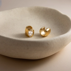 Classic 18K gold-plated teardrop zircon ear cuff and minimalist metal clip for women