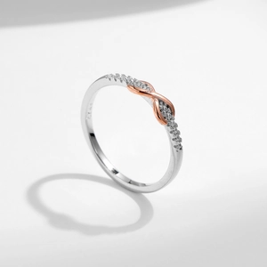 S925 sterling silver infinity ring with rose gold accents and sparkling cubic zirconia