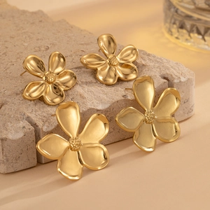 Flower Stud Earrings Titanium Steel Gold Plated French Vintage Style For Women Elegant Floral Jewelry With Stainless Steel Earring Post