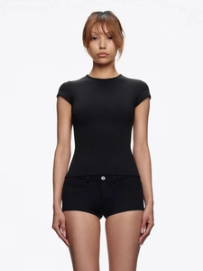 Slim fit black athletic T-shirt and shorts set with cap sleeves in breathable fabric