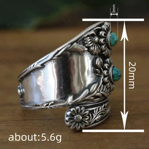Vintage sunflower adjustable ring in retro silver finish with turquoise stone accents
